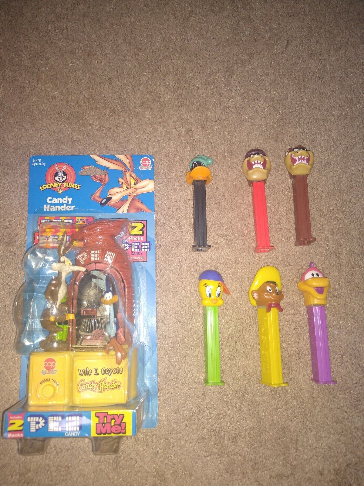 Looney Tunes Pez - Lot Of 7 - Wile E Coyote Candy Hander (new) & 6 Loose Pez