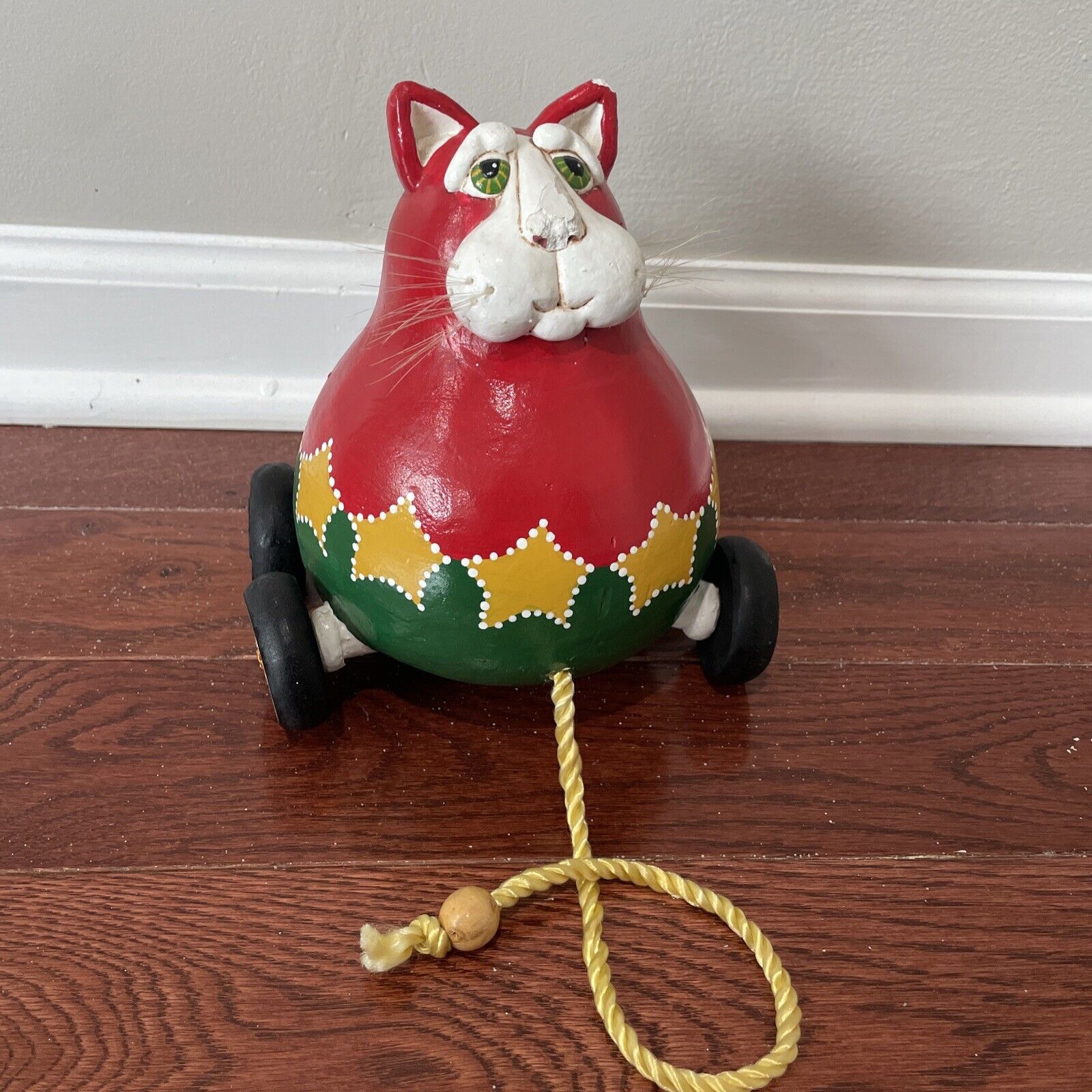 Vtg Vicki Thomas 2000 Primative Style Painted Gourd Cat Pull Toy Wheels Whiskers