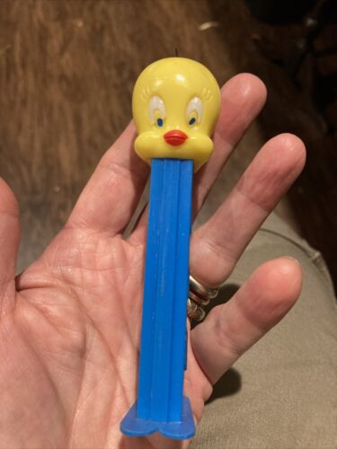 Vintage Tweety Pez Dispenser With Removable Eyes