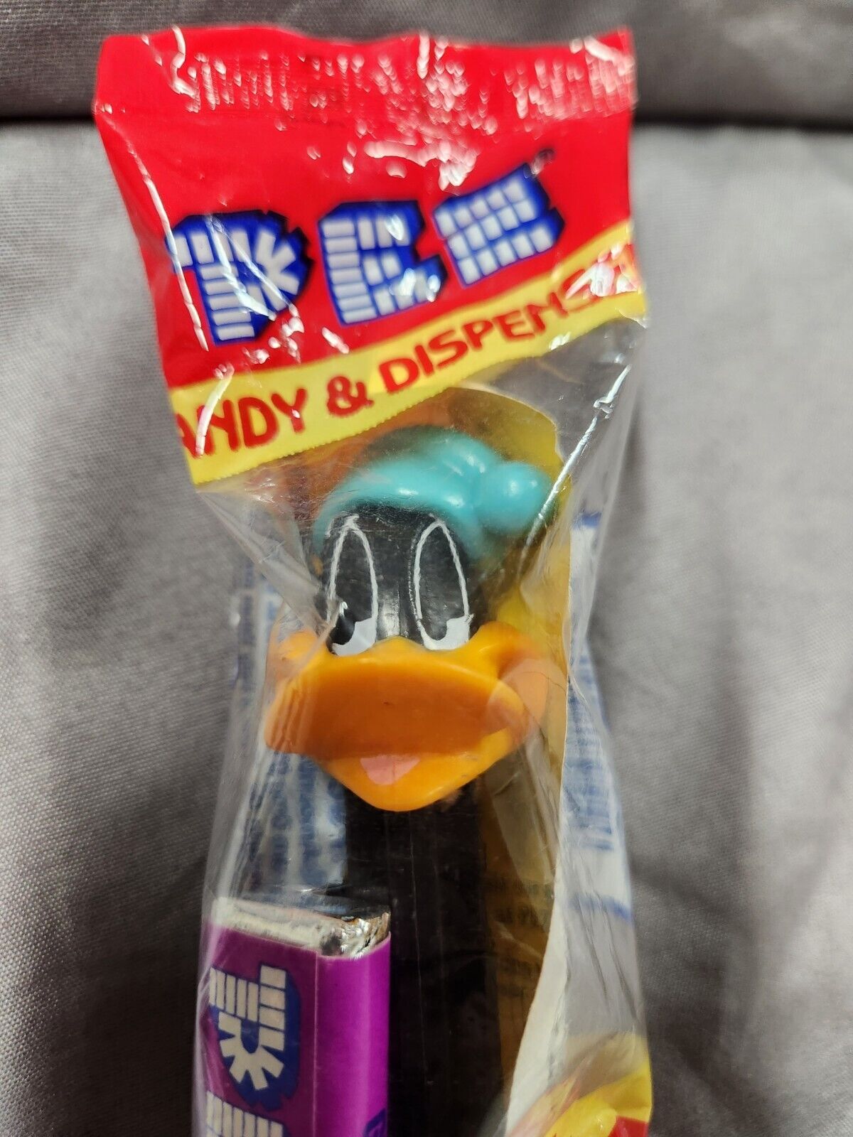 Looney Tunes Daffy Duck W/ Sleeping Cap Pez Dispenser Nos New Sealed