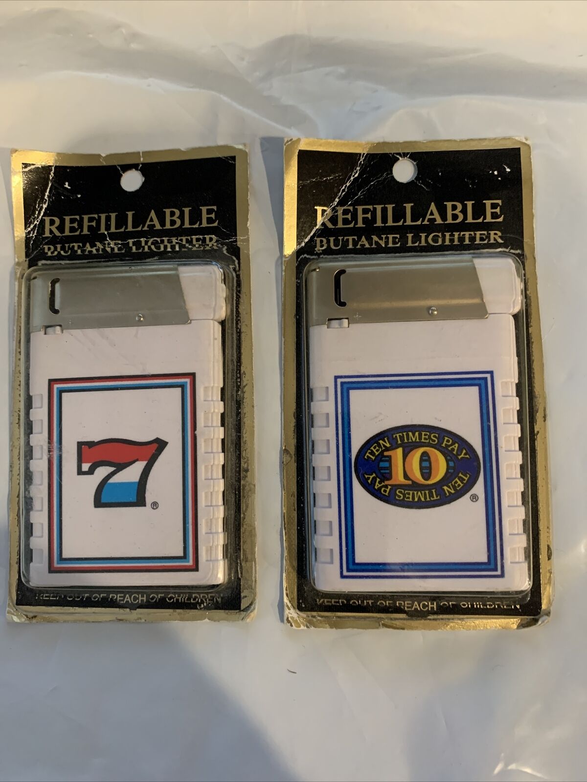 Set Of 2 Casino Themed Refillable Butane Lighters~child Resistant~new In Package